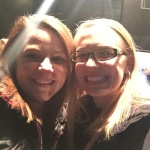 Meet your Posher, Courtney